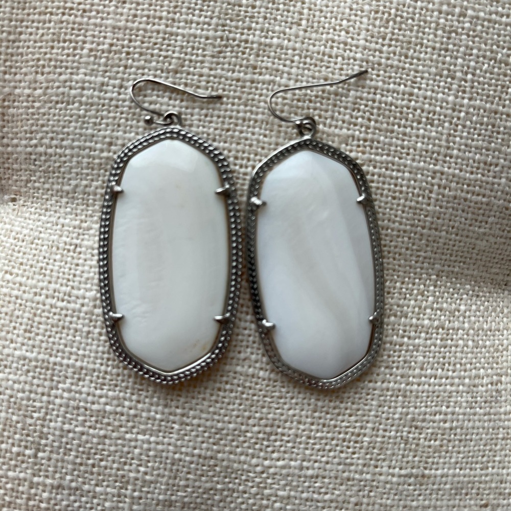 Kendra Scott White Silver Drop Earring
